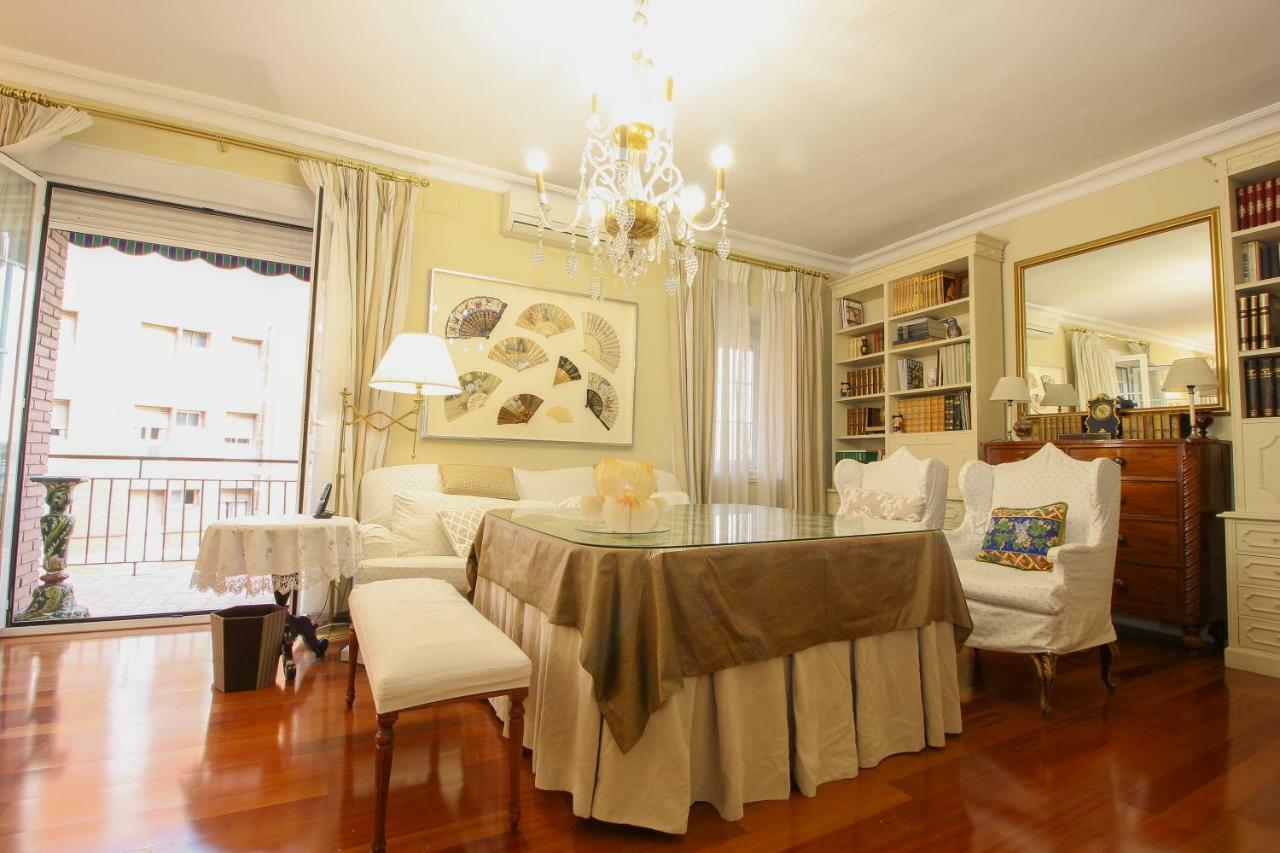 Ferienwohnung Apartamento La Feria Sevilla Exterior foto